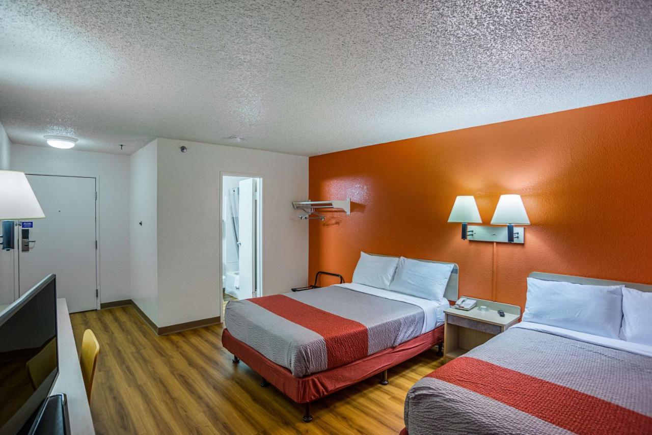 Motel 6 Tucson, Az - North Exterior photo