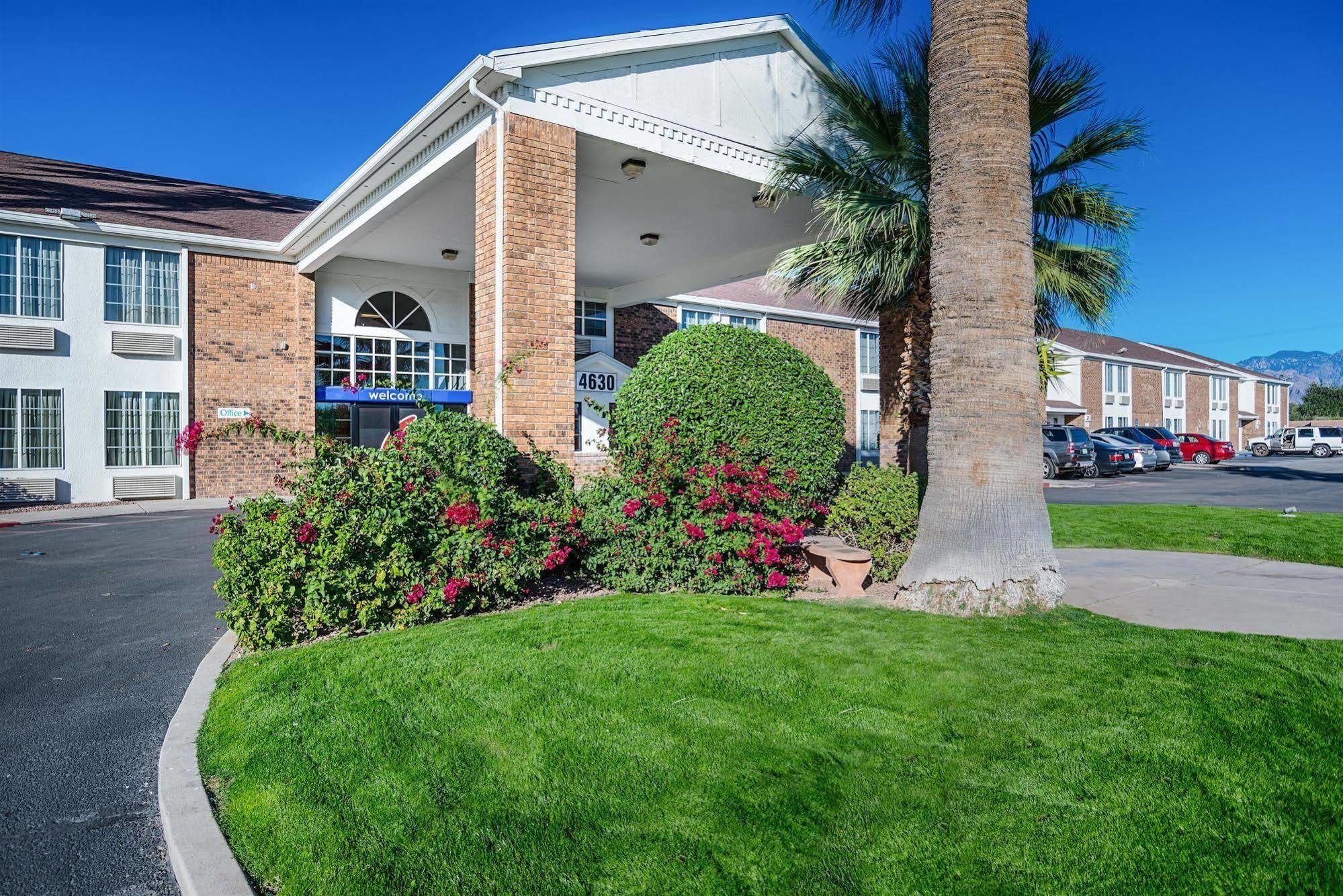 Motel 6 Tucson, Az - North Exterior photo